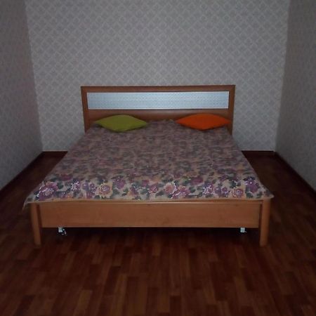 Always At Home - Apartments At Klimasenko 11 Block 9 Novokuzněck Exteriér fotografie